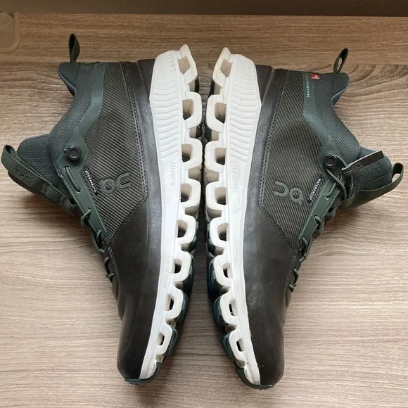 On Running cloud Hi Fir-Umber 9 waterproof Athletic Shoes - Picture 7 of 16